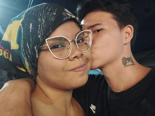Livesex nude camshow KarinaAndCharles