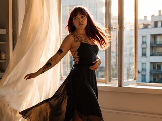 Livesex pictures show KateDark