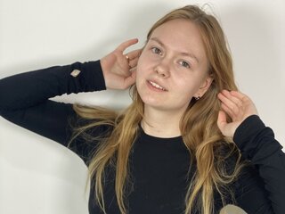 Recorded online show WiloneDerricott