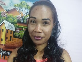 Show webcam videos ZinahWilson
